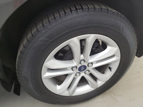 Used 2020 Ford Edge SEL FWD image 31