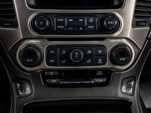 Used 2019 GMC Yukon Denali w/ Denali Ultimate Package image 23