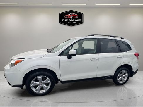 Used 2016 Subaru Forester 2.5i Premium image 3