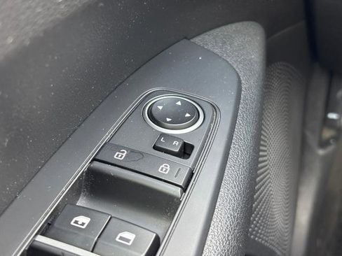 Certified 2024 Kia Forte LXS image 21