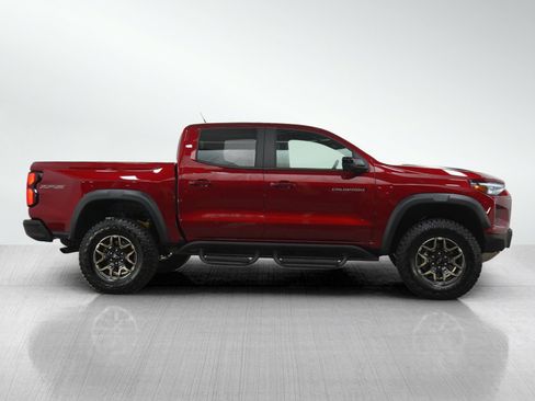 Used 2024 Chevrolet Colorado ZR2 w/ Technology Package AWD/4WD image 7
