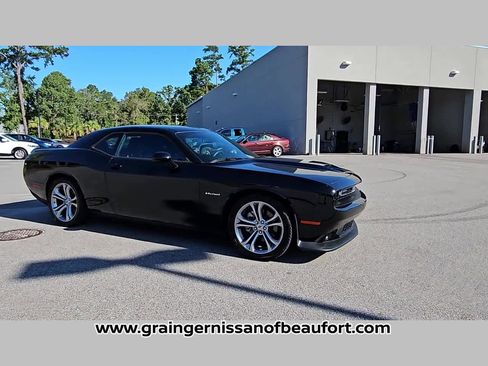 Used 2022 Dodge Challenger R/T image 34