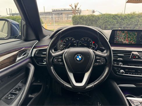 Used 2019 BMW 530i w/ Convenience Package image 14