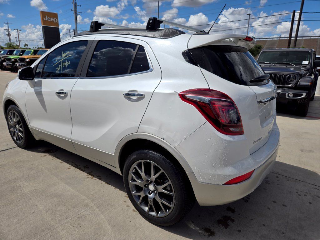 Used 2018 Buick Encore Sport Touring FWD image 5