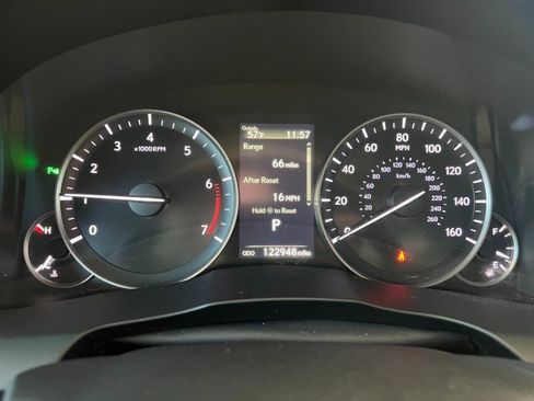 Used 2016 Lexus ES 350 w/ Luxury Package w/Wood Trim image 30