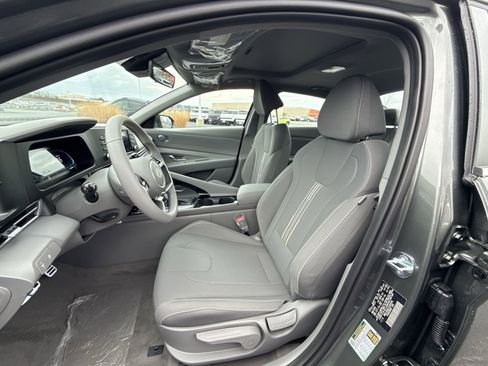 New 2026 Hyundai Elantra SEL Sport Premium w/ Cargo Package FWD image 12