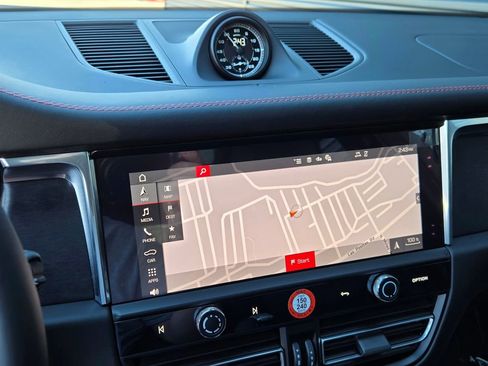 New 2026 Porsche Macan GTS image 22