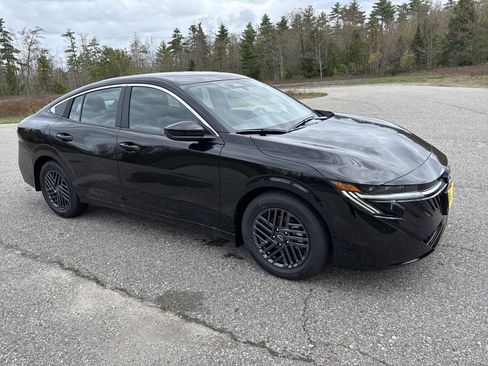 New 2026 Nissan Sentra SV FWD image 9