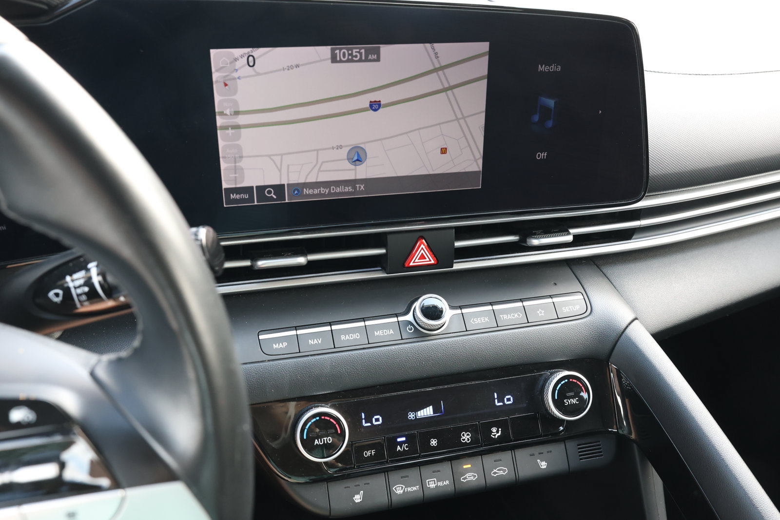 Used 2024 Hyundai Elantra Limited FWD image 21