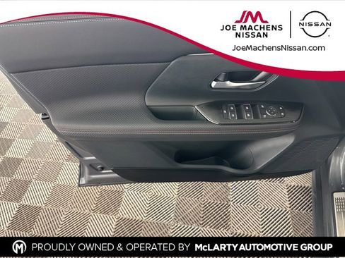 Certified 2025 Nissan Kicks SR w/ Illumination Package image 18