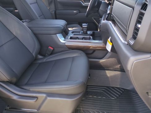 New 2026 Chevrolet Silverado 1500 LT Trail Boss w/ Safety Package image 29