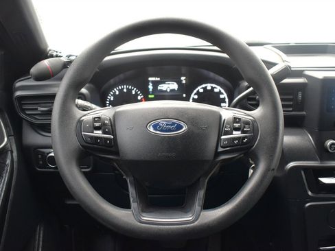 Used 2020 Ford Explorer 4WD Police Interceptor w/ Ultimate Wiring Package image 11