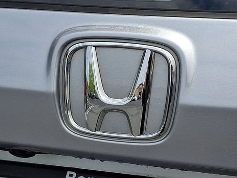 Used 2025 Honda CR-V Sport-L image 32