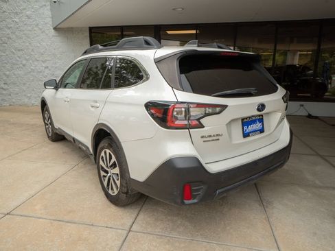 Used 2020 Subaru Outback Premium AWD/4WD image 5