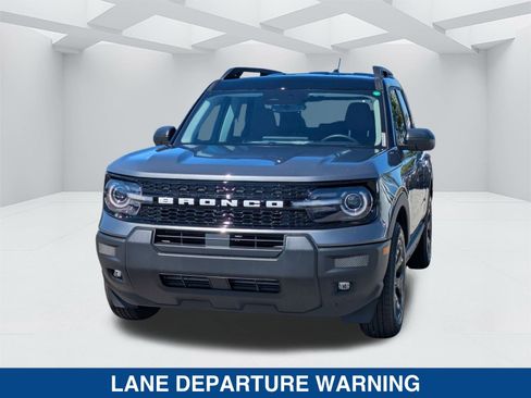 New 2025 Ford Bronco Sport Outer Banks image 8