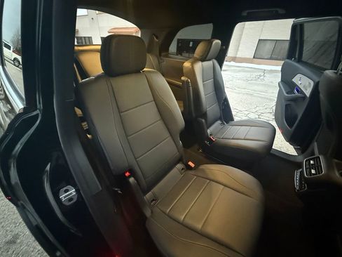 Used 2021 Mercedes-Benz GLS 450 4MATIC image 15