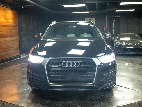 Used 2018 Audi Q3 2.0T Premium w/ Convenience Package AWD/4WD image 4