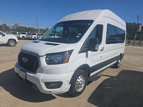 Used 2024 Ford Transit 350 XLT image 3