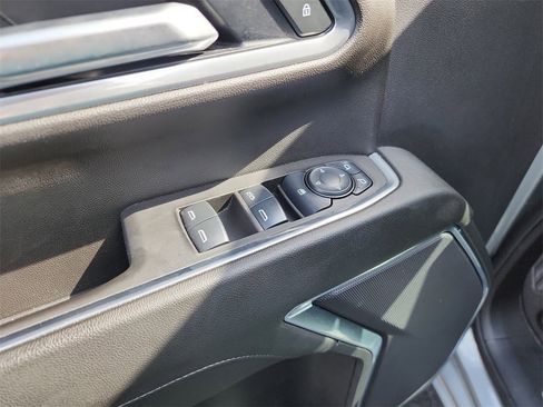 Used 2025 Chevrolet Silverado 3500 LT AWD/4WD image 16