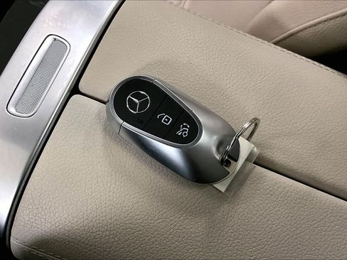 Certified 2024 Mercedes-Benz C 300 4MATIC Sedan image 15