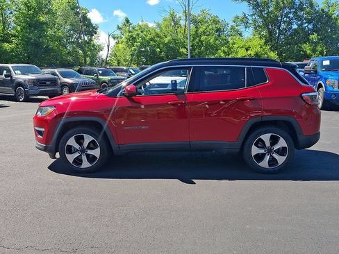 Used 2018 Jeep Compass Latitude w/ Popular Equipment Group AWD/4WD image 7