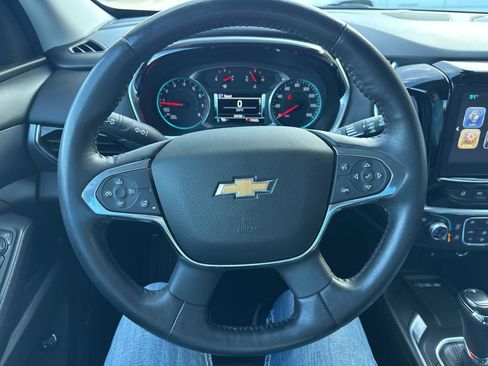 Used 2018 Chevrolet Traverse Premier image 25