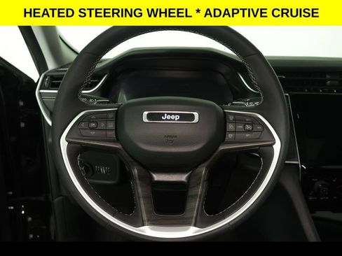 Used 2023 Jeep Grand Cherokee L Limited w/ Luxury Tech Group II AWD/4WD image 13