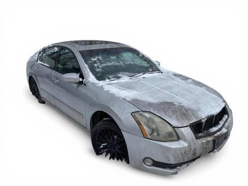 Used 2005 Nissan Maxima 3.5 SE w/ (S03) Driver Preferred Pkg image 8