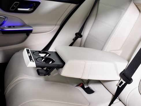 Certified 2025 Mercedes-Benz C 300 Sedan image 35