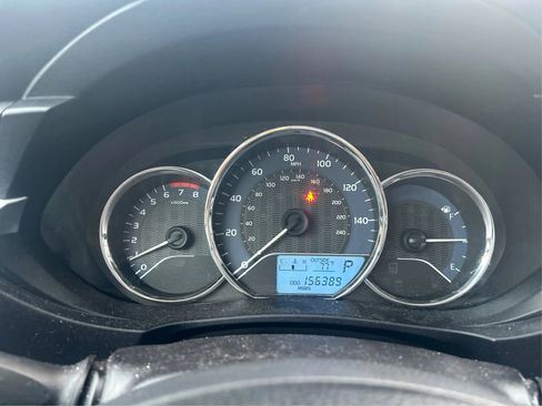 Used 2015 Toyota Corolla LE image 17