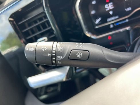 Used 2025 GMC Sierra 1500 SLT image 22