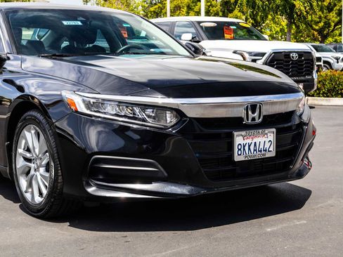Used 2019 Honda Accord LX image 4