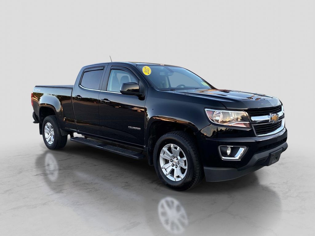 Used 2017 Chevrolet Colorado LT w/ LT Convenience Package AWD/4WD image 3