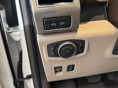 Used 2020 Ford F150 Limited w/ Trailer Tow Package image 23