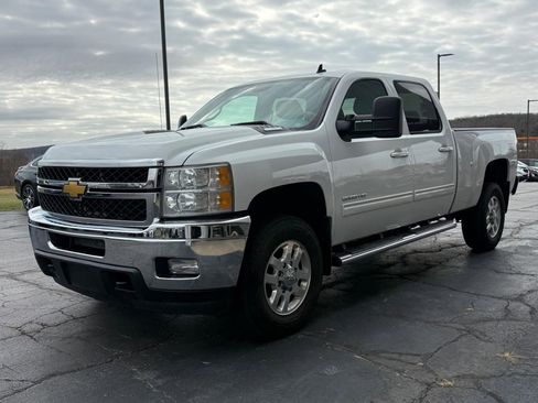 Used 2014 Chevrolet Silverado 2500 LTZ w/ LTZ Plus Package image 8