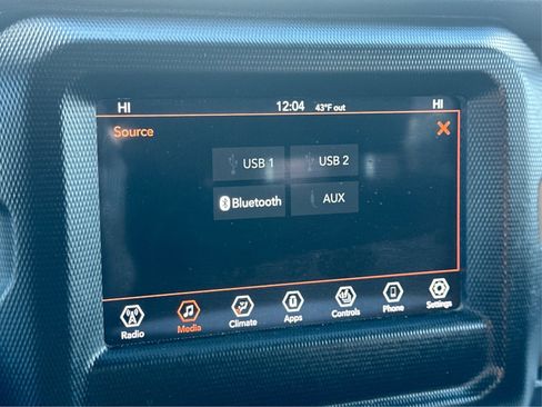 Used 2018 Jeep Wrangler Unlimited Sport S image 36