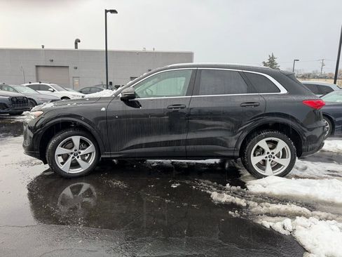 Used 2025 Audi Q5 Premium Plus w/ Premium Plus image 4