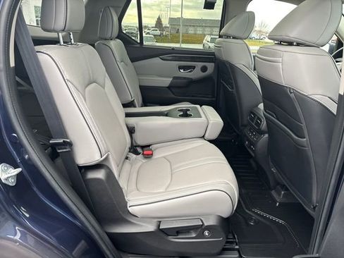 Used 2023 Honda Pilot Elite image 23