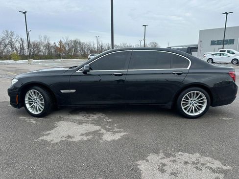 Used 2014 BMW 750Li image 2