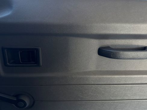 Used 1993 Land Rover Defender 110 image 19