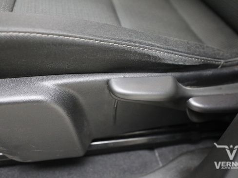 Used 2024 GMC Canyon Elevation RWD image 14