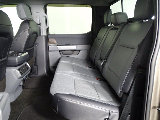 Used 2022 Ford F150 Lariat AWD/4WD image 11