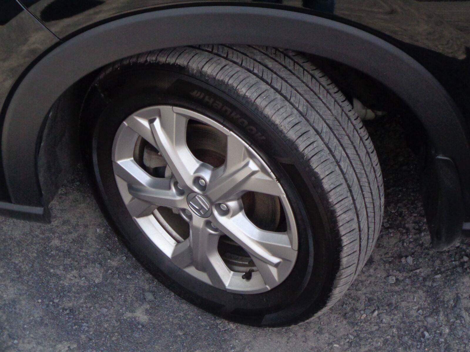 Certified 2024 Honda HR-V LX image 17