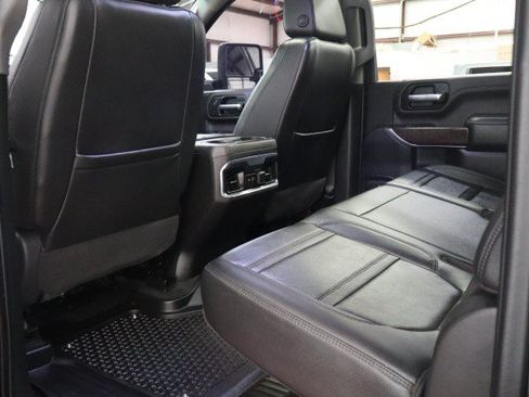 Used 2022 GMC Sierra 3500 Denali w/ Denali Black Diamond Edition AWD/4WD image 51