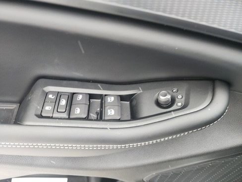 New 2025 Jeep Grand Cherokee L Altitude image 15