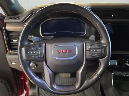 Used 2025 GMC Sierra 1500 AT4 w/ AT4 Premium Package AWD/4WD image 19