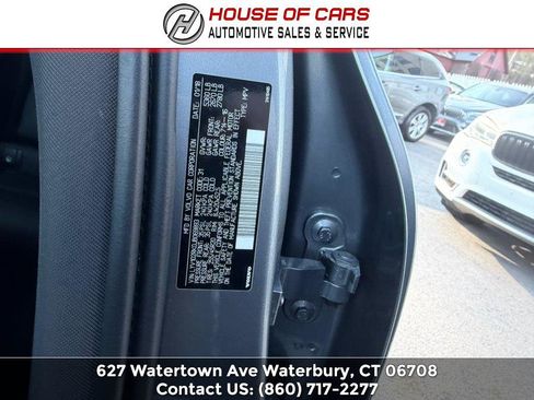 Used 2018 Volvo XC60 T5 Momentum w/ Vision Package AWD/4WD image 55