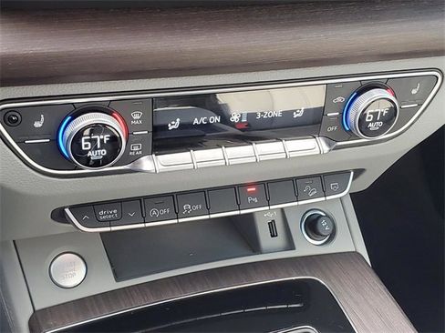 Used 2023 Audi Q5 2.0T Premium Plus w/ Premium Plus Package image 27