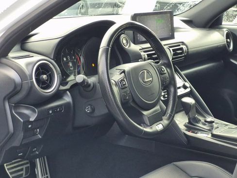 Used 2022 Lexus IS 350 F Sport image 10