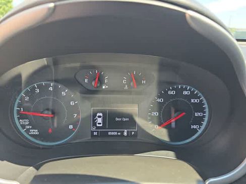 Used 2023 Chevrolet Malibu LT FWD image 33